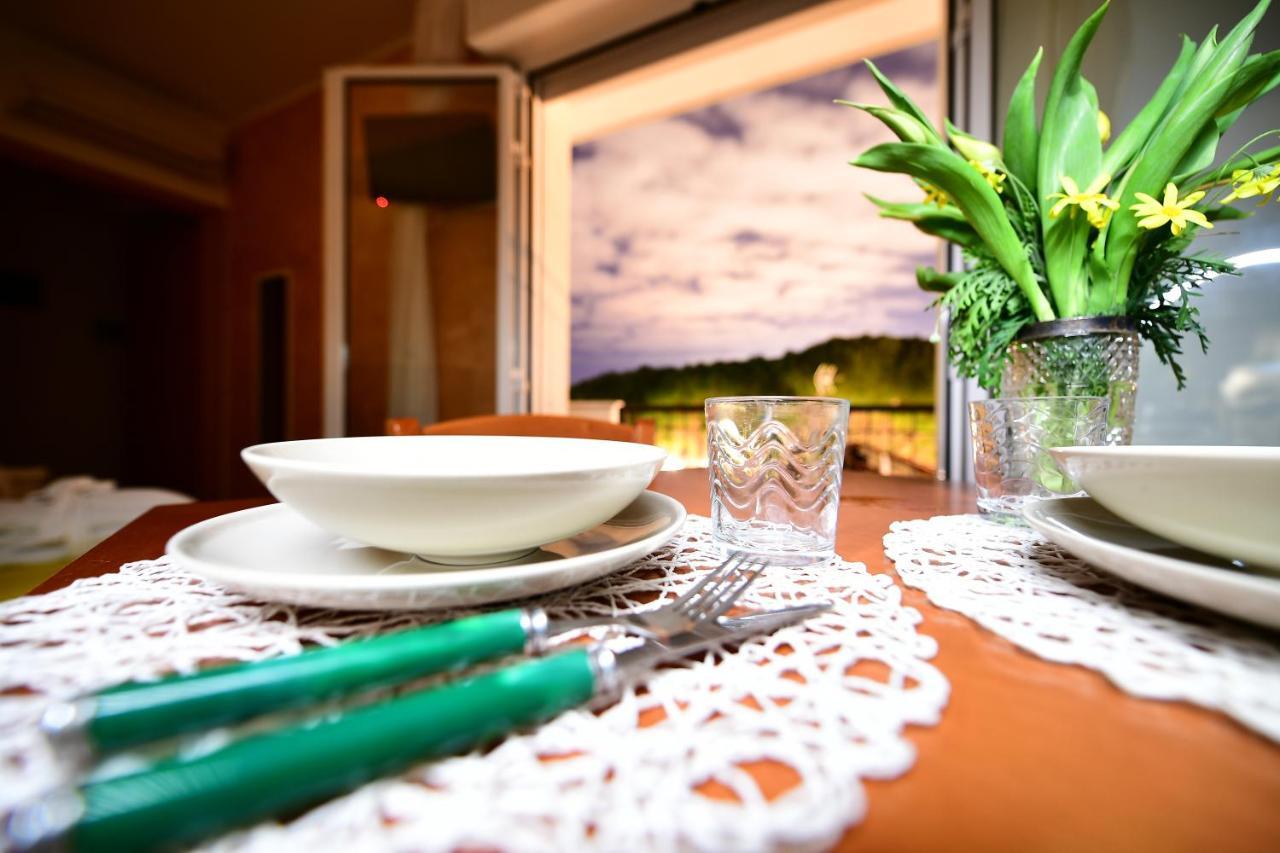 Residence Marlin Riccione Eksteriør bilde