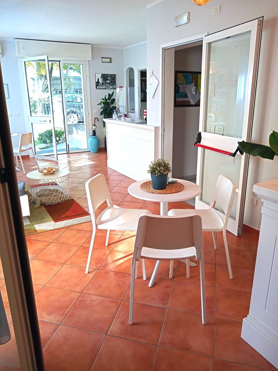 Residence Marlin Riccione Eksteriør bilde